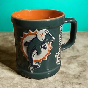 Vintage NFL Miami Dolphins Football Ceramic 3D Sculpted Coffee Tea Mug NWT